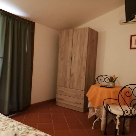 B&B 8380 Saturnia Terme Luaran gambar