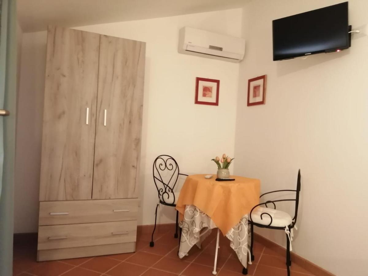 B&B 8380 Saturnia Terme Luaran gambar